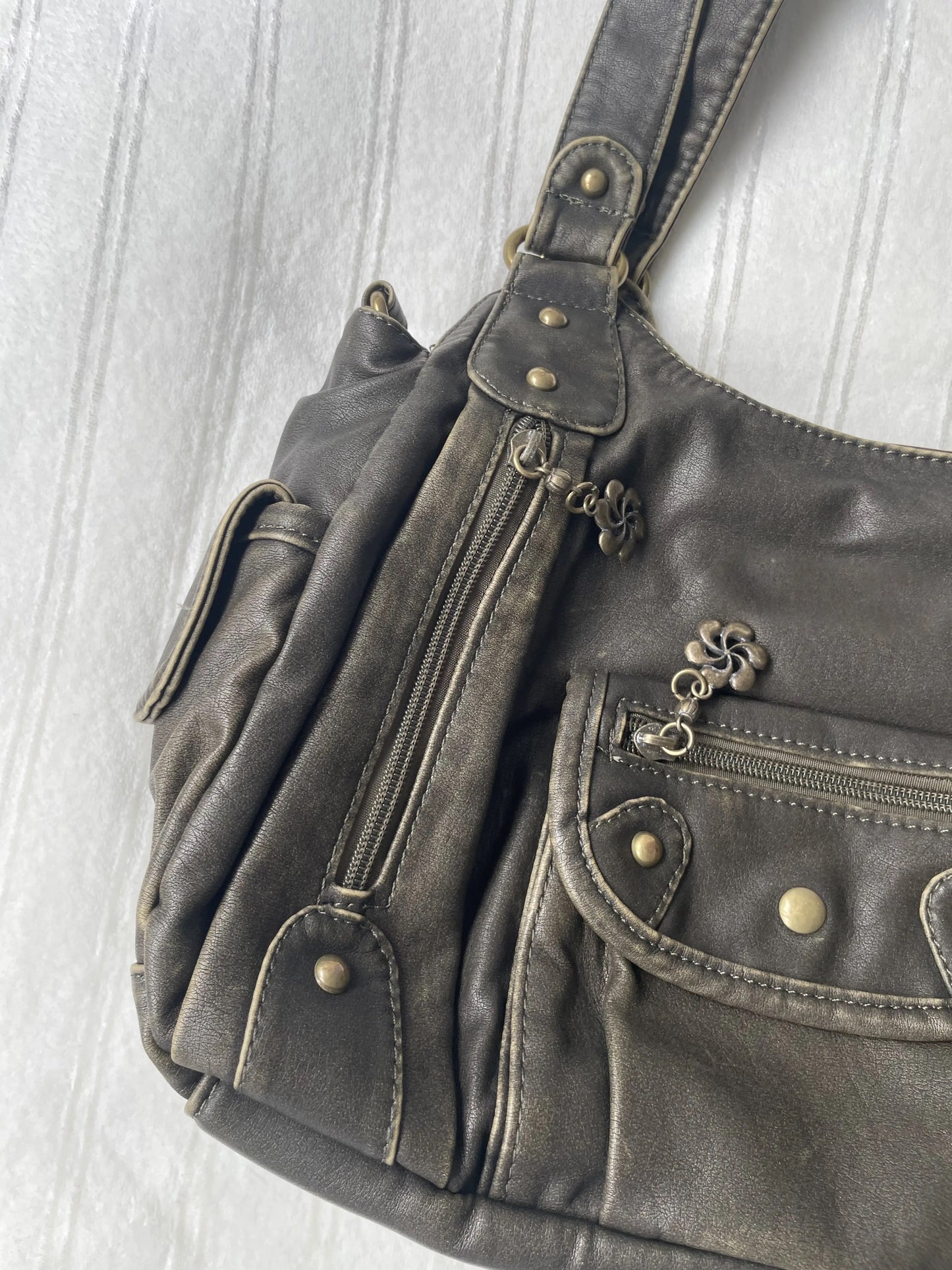 Nomad Vintage Shoulder Bag