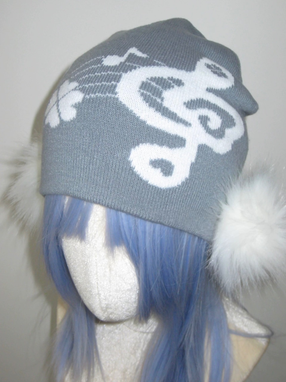 Grey and white Harmonic beanie