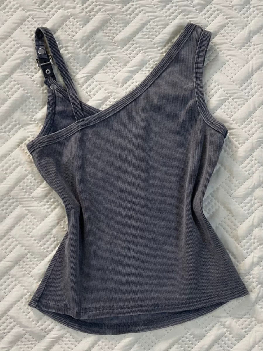 Buckle tank top